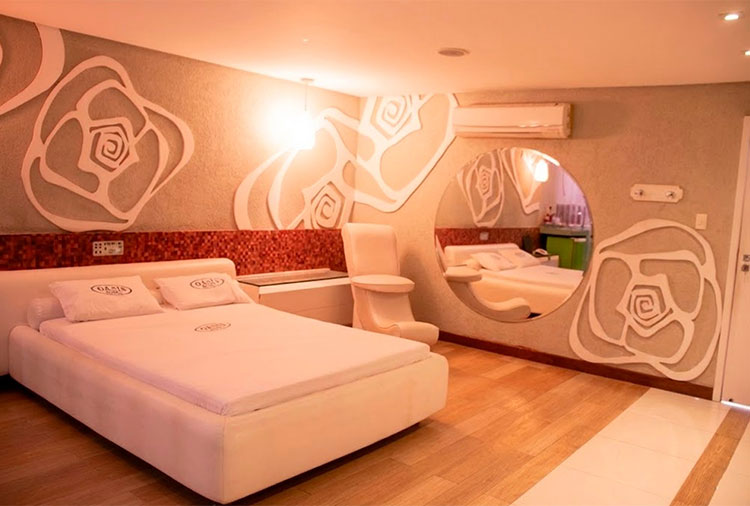 Oásis Motel - Suíte Ouro