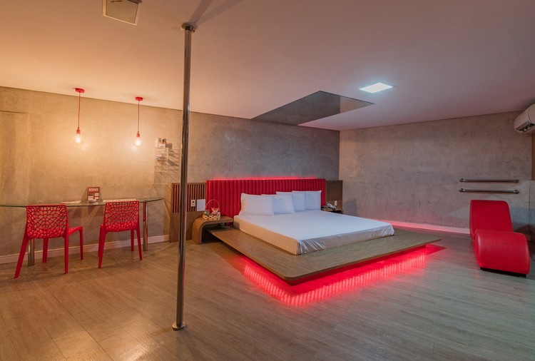 SPA Urbano - Suíte Rubi