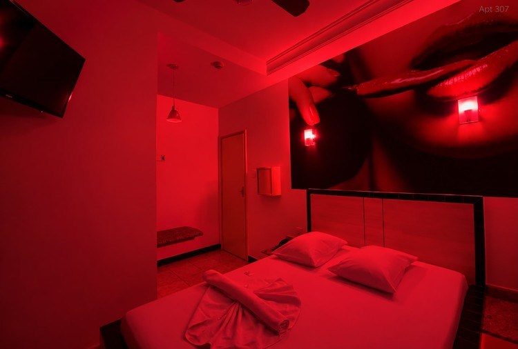 Hotel Bom Gosto - Apartamento c/ TV e Ventilador