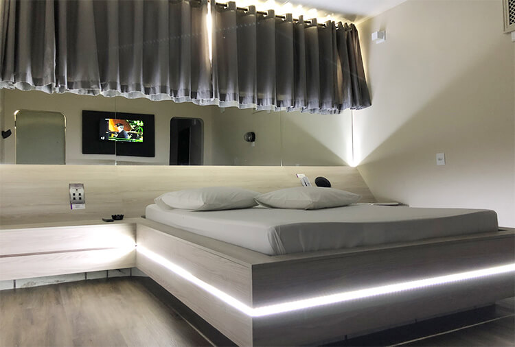 Status Motel - Suíte Essence