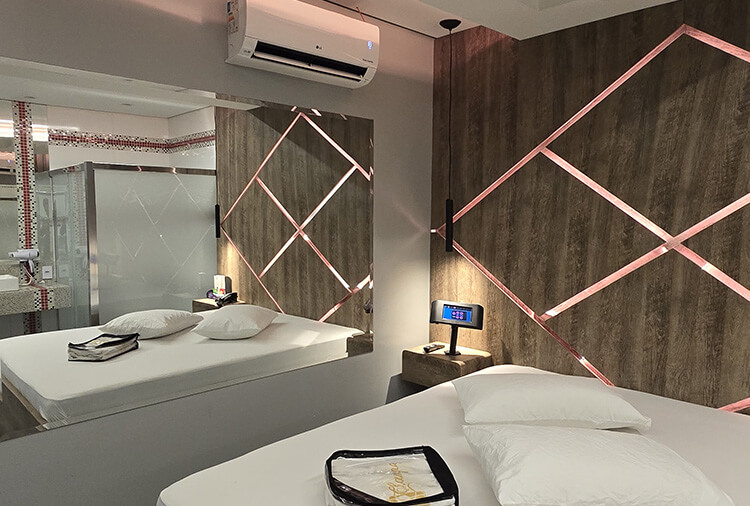 Champagne Motel - Suíte Especial