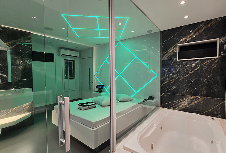 Champagne Motel - Suíte Elegance com Hidro