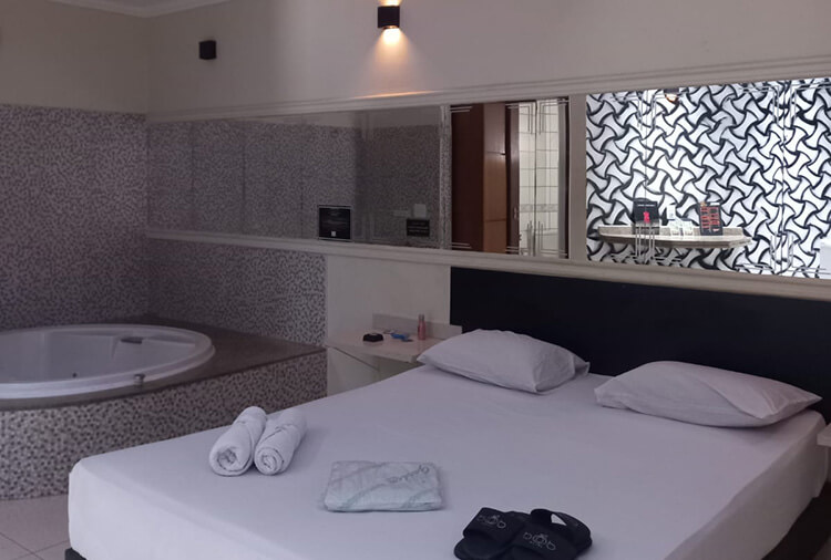 Garden Motel - Suíte Gardênia