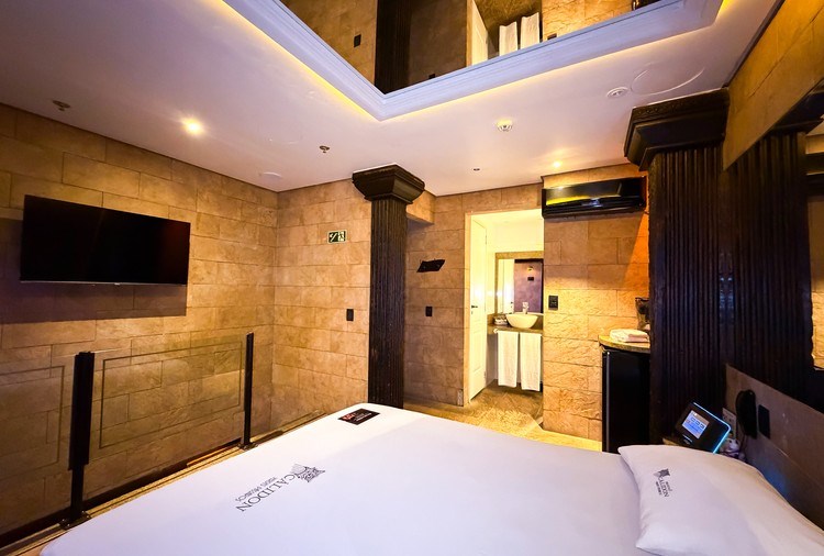 Motel Cálidon - Suíte Premium Kratos 318