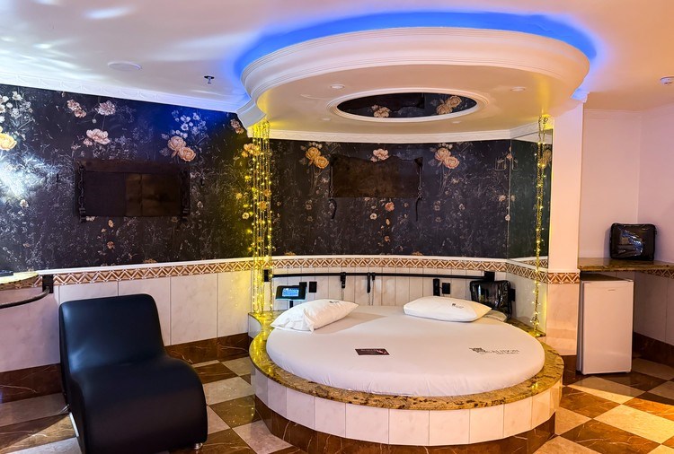 Motel Cálidon - Suíte Platinum Eros 107