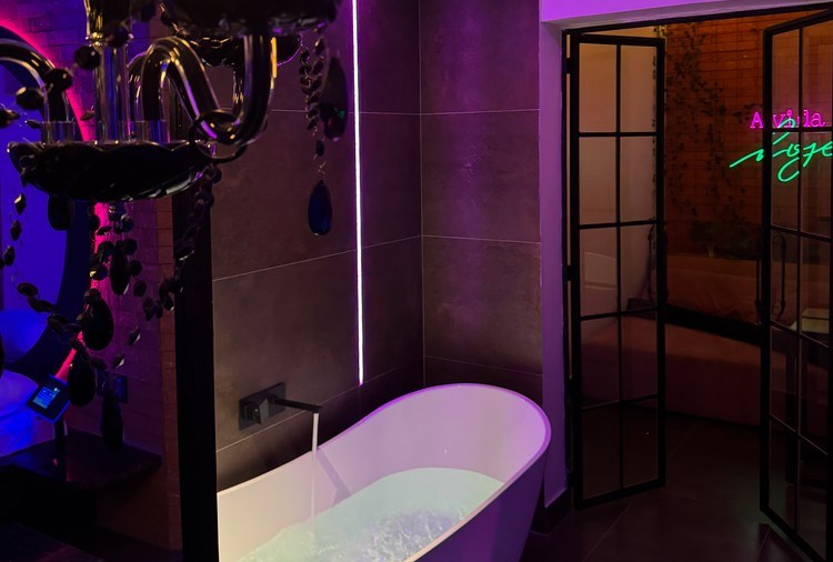 Motel Cálidon - Suíte Platinum Hera 321