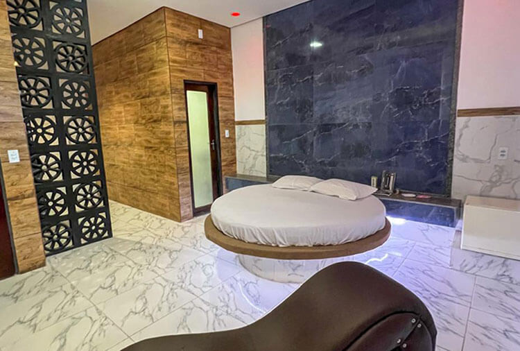 Motel Emoções - Jacarecanga - Suíte Luxo