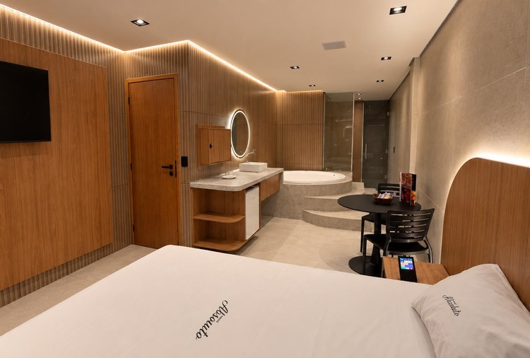 Absoluto Motel - Suíte Lounge Hidro