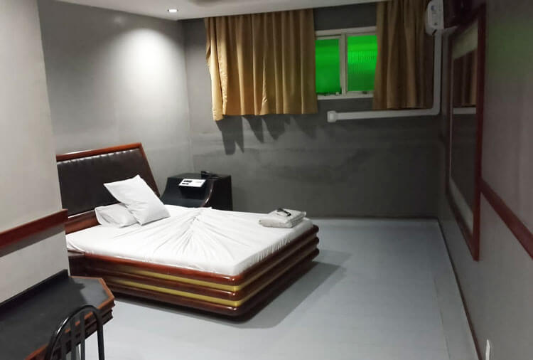 Motel Ele Ela - Suíte Luxo