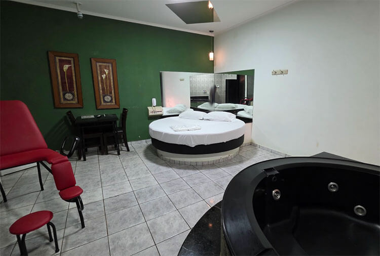 Enigma Motel - Suíte Super Luxo