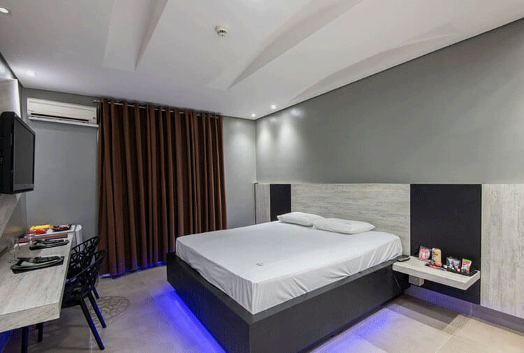Lunn Motel