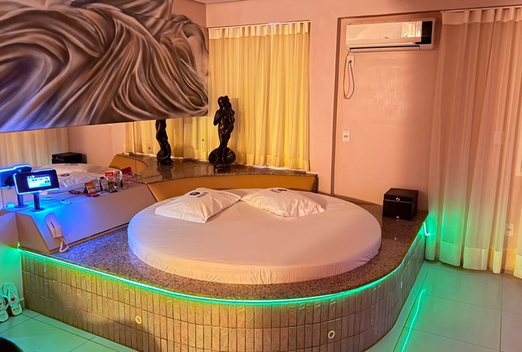 Motel Itapuã I - BR-287 - Suíte Premium Athenas