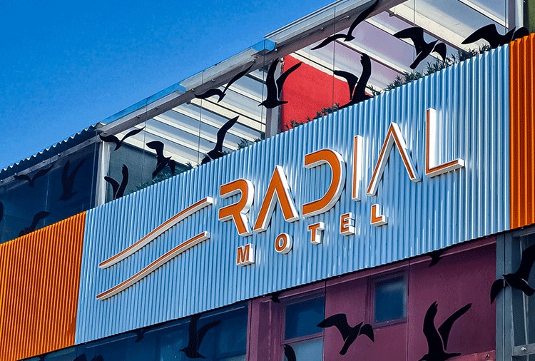 Radial Motel - fachada
