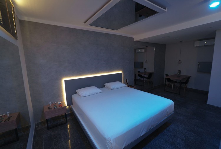 Paris Motel - Suíte Premium