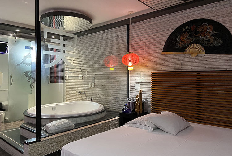 Motel Yellow - Suíte Tóquio