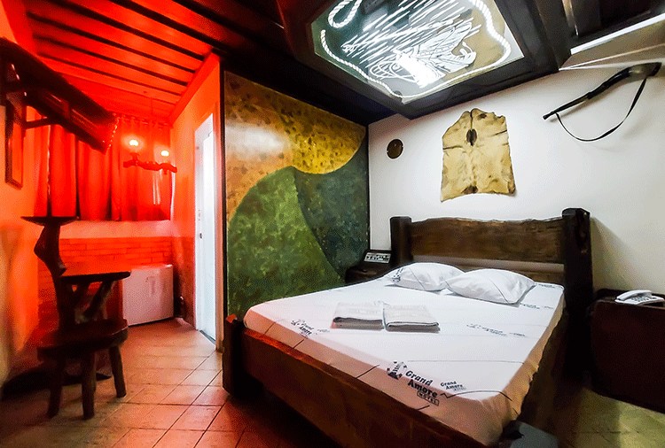 Motel Grand Amore - Suíte Country