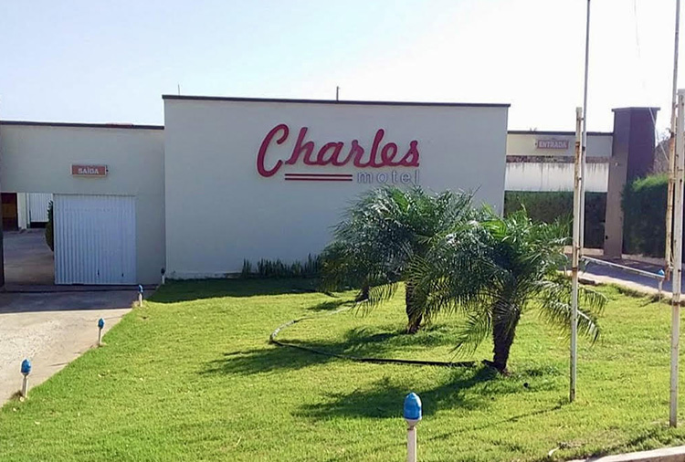 Charles Motel - fachada