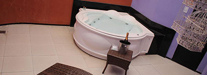 Snob Motel - Angelim