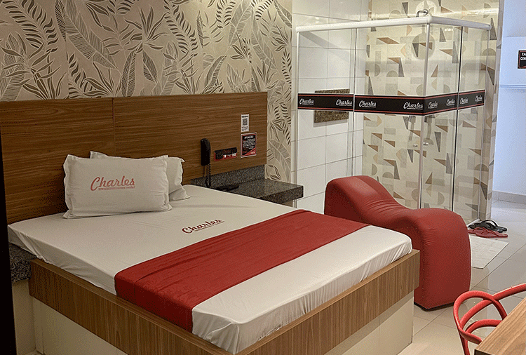 Charles Premium - Suíte Master