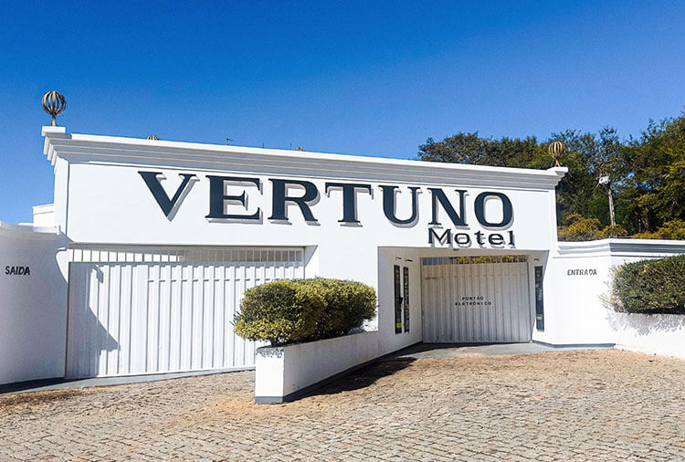 Motel Vertuno Oliveira - fachada