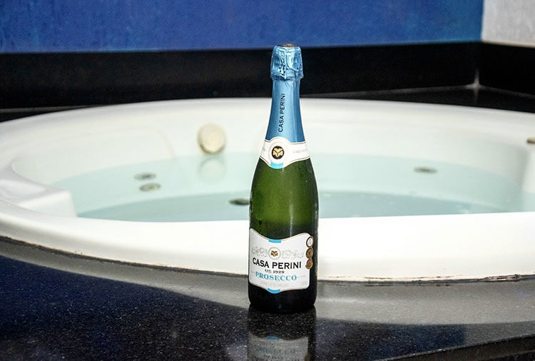 The Eye Motel - Suíte Hidro