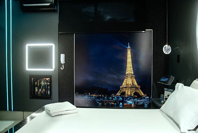 The Eye Motel - Suíte Silver Paris