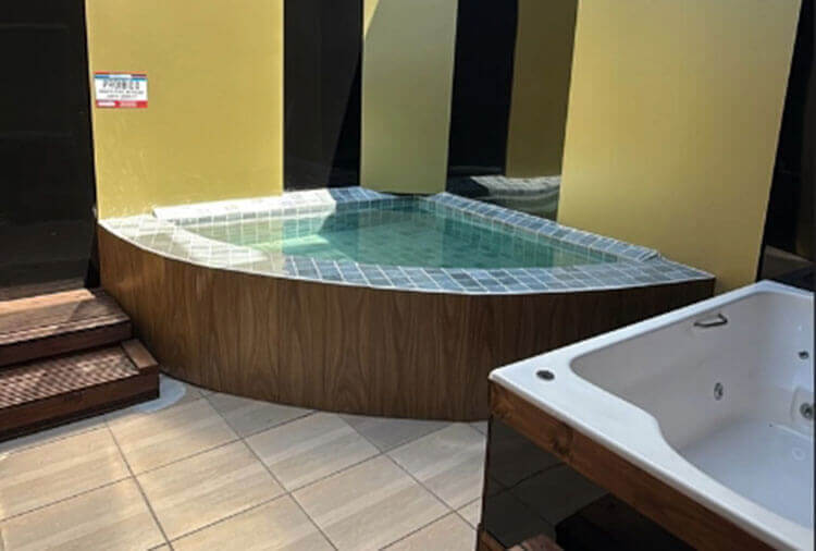 BM Motel II - Suíte Hidro e Piscina