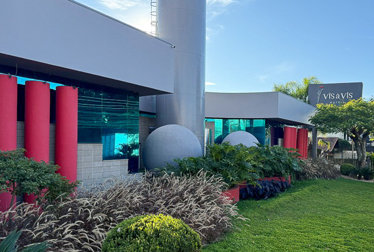 Motéis Vis à Vis - Porto Alegre - fachada