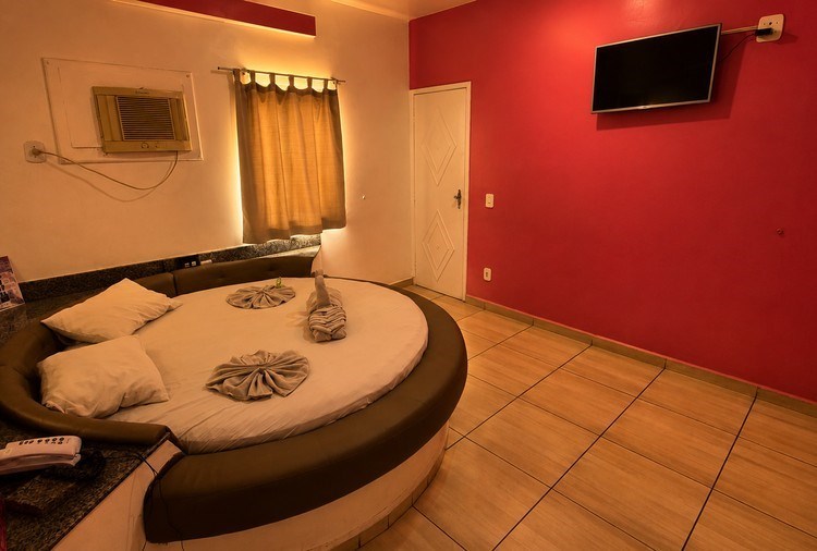 Sines Motel