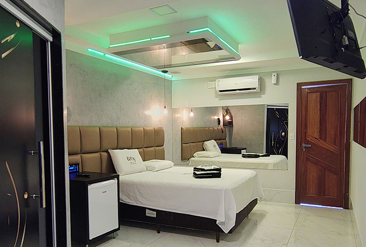 Baby Motel - Suíte Flat 319
