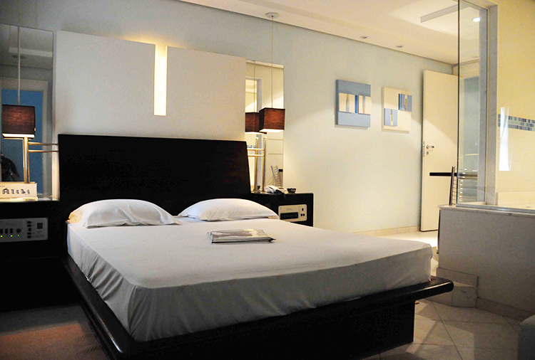 Álibi Motel - Suíte Safira