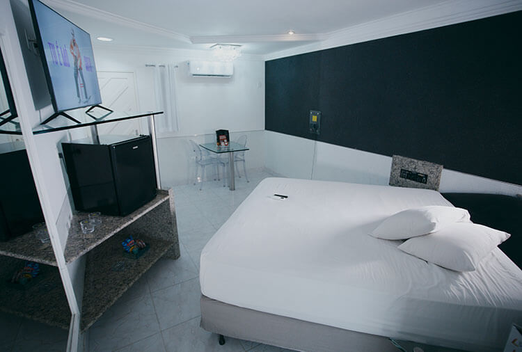 Suíte Piscina e Hidro - Foto 4